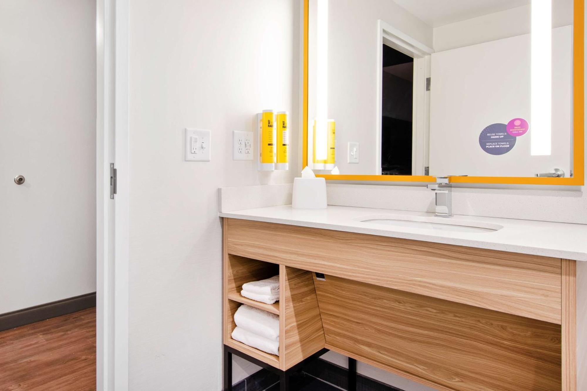Hotel Tru By Hilton Chapel Hill Extérieur photo